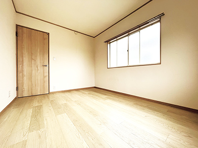 北西側 6帖 洋室