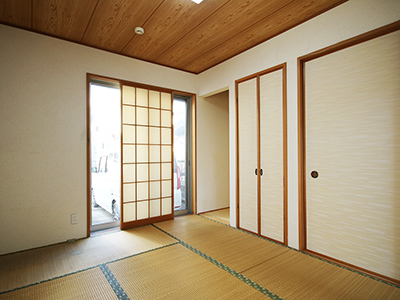 1F 和室